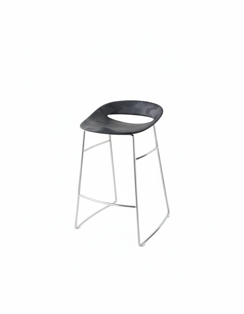 CB1941_1_Cosmopolitan