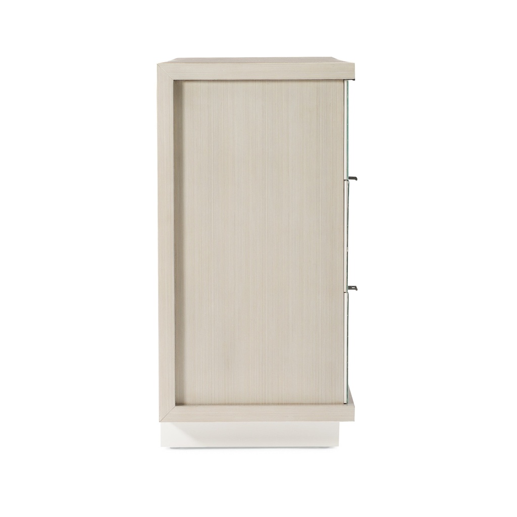 M123-420-011_4_Expressions Dresser