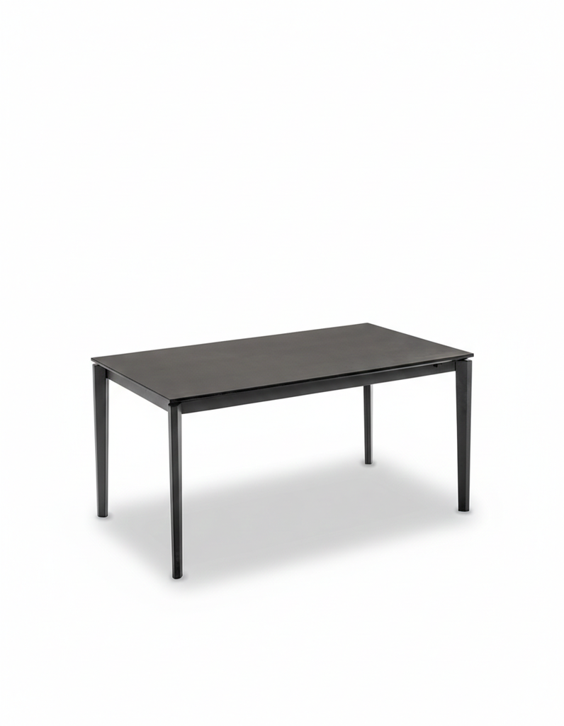 Pentagon Fast Table